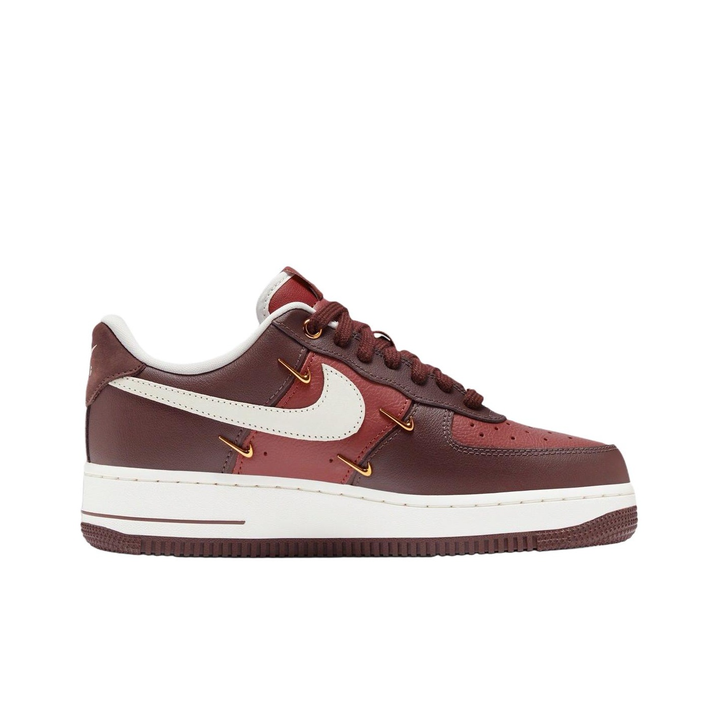 حذاء نايك إير فورس 1 '07 منخفض - مراجعة Nike Shoes Air Force 1 وسعره