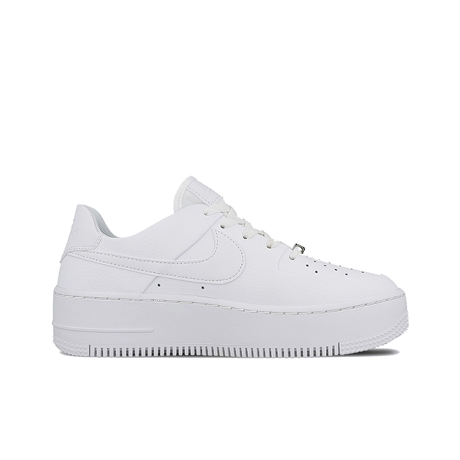 حذاء نايك إير فورس 1 ساج تريبل - مراجعة Nike Shoes Air Force 1 وسعره