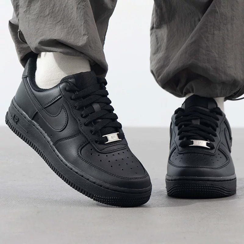 حذاء نايك اير فورس ون للنساء - - مراجعة Nike Shoes Air Force 1 وسعره